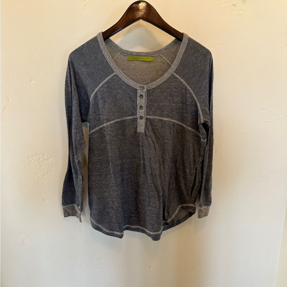 Long-Sleeve Tee Argentinian Brand